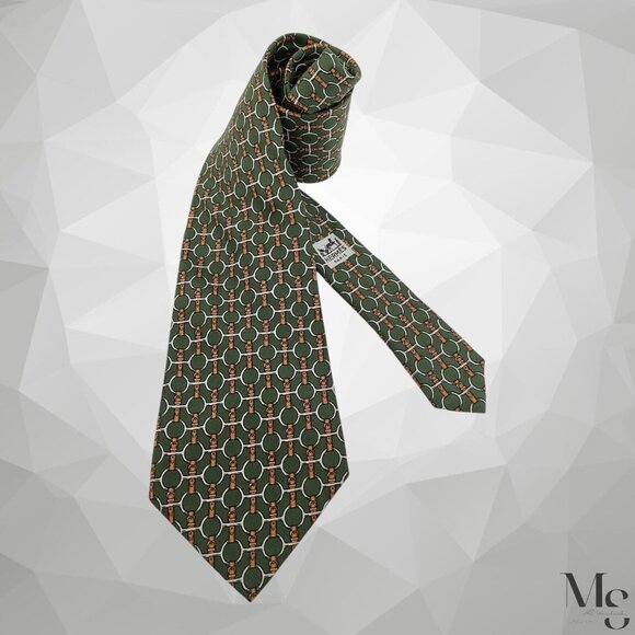 VINTAGE & RARE HERMES PARIS 627 TA Green Horsebit Belts Silk Tie France W:4" EC